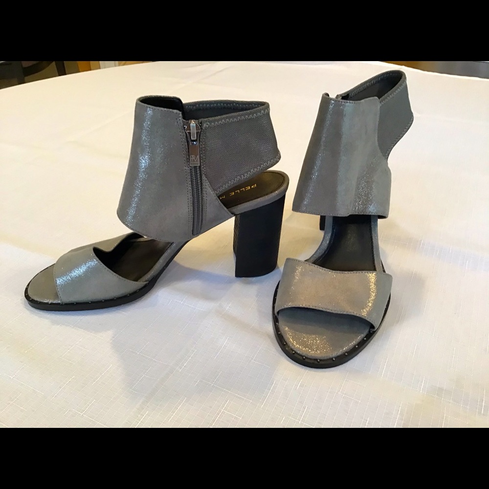 Shoe